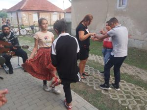A roma kultúrával és történelemmel ismerkedtek a sarkadi gyerekek a helyi Közösségi Házban 3